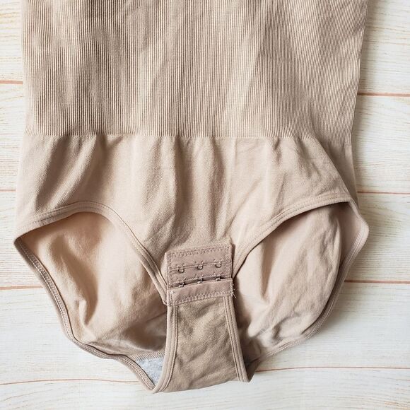 HeyShape Snatched Shapewear Slimming Bodysuit Nude Neutral Women's Size Medium - Picture 4 of 14